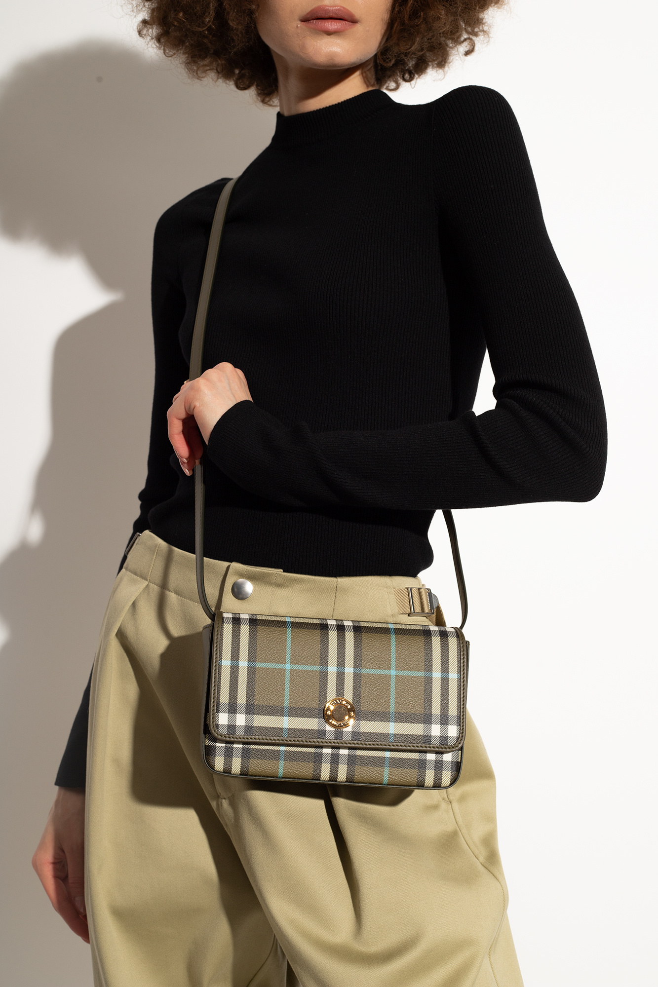 Burberry hampshire hot sale bag